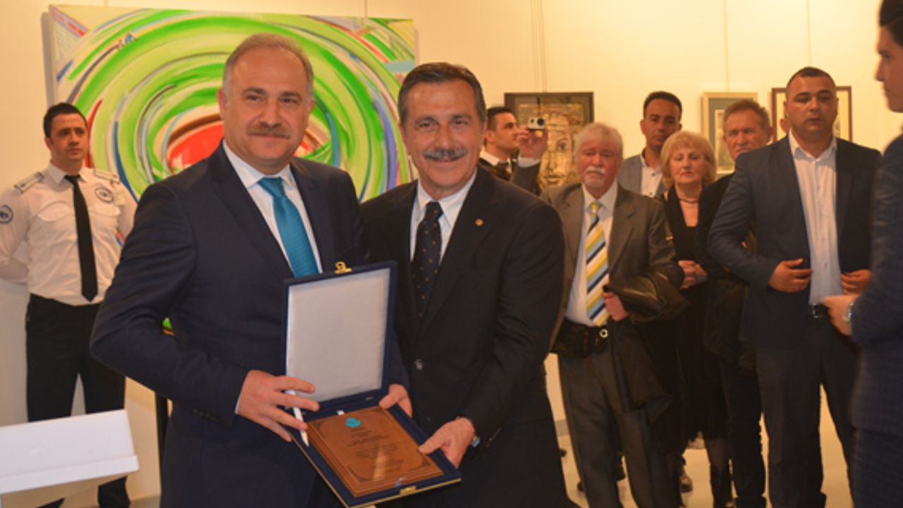 Başkan Ahmet Ataç Tepebaşı’nı ve Eskişehir’i yıldızlaştırdı