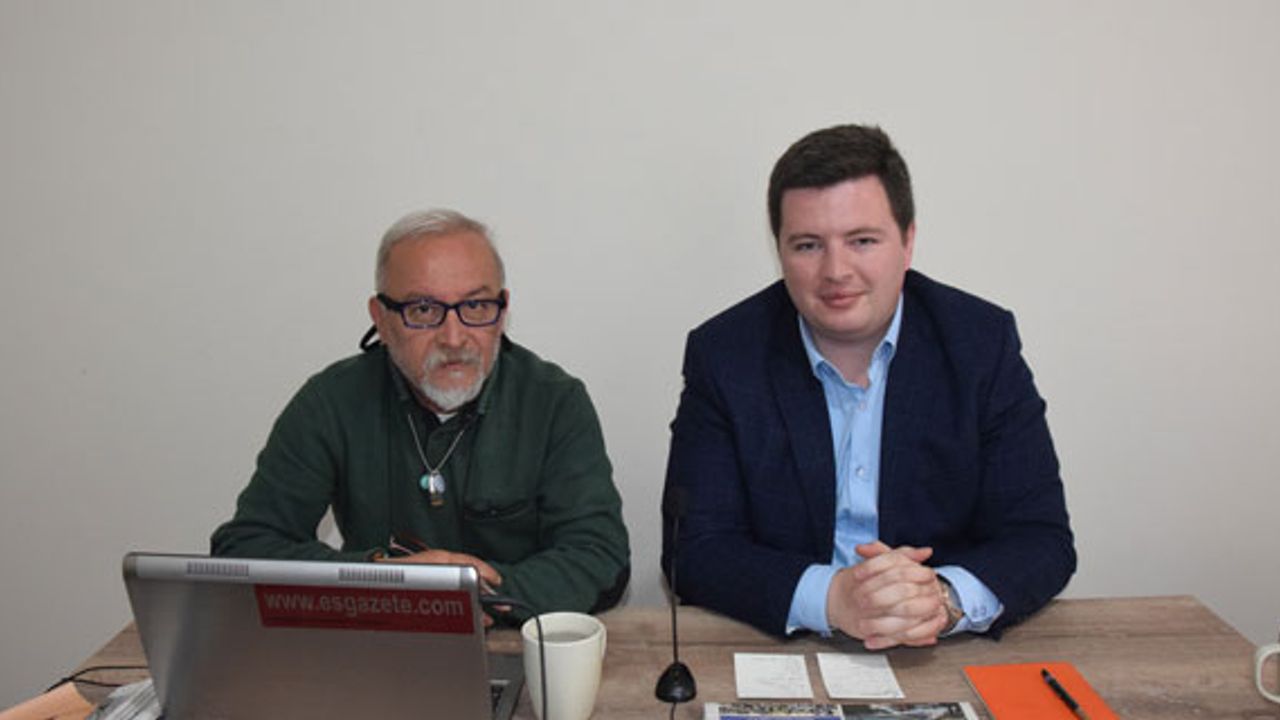 Esgazete'nin canlı yayın konuğu   AK Parti İl Gençlik Kolları Başkanı Avukat Fatih Özata