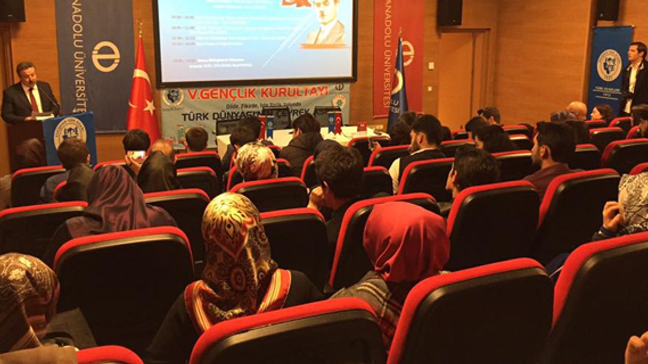 Eskişehir Türk Ocağı 5. Gençlik Kurultayı tamamlandı