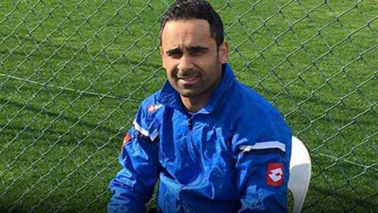 Hem sitem etti hem istifa etti