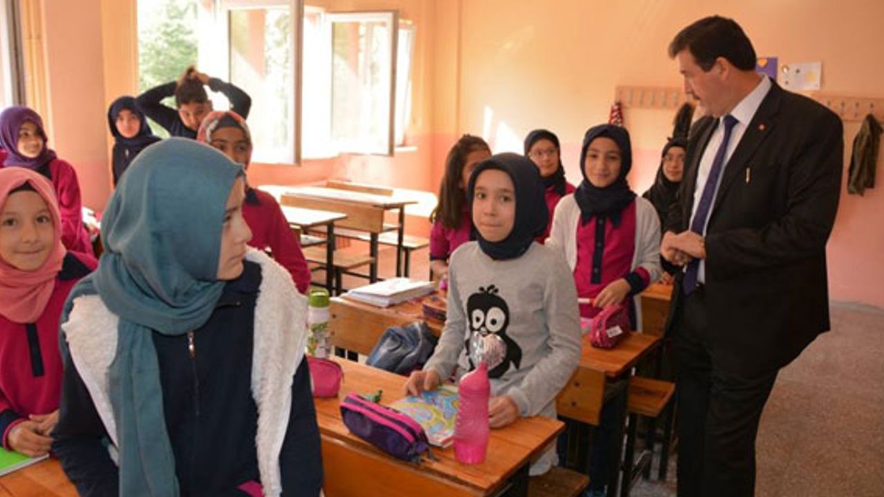 İmam Hatiplerin kuruluş yıldönümü kutlandı