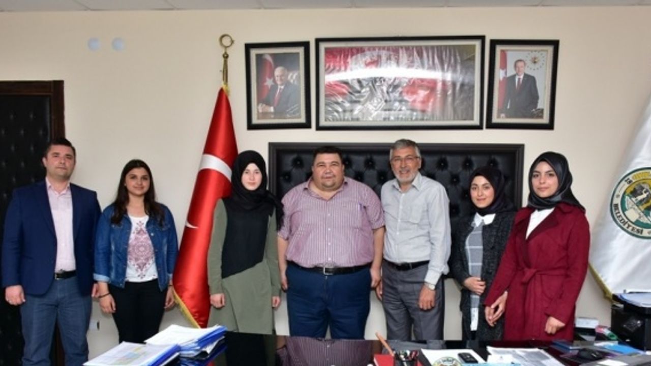 İnönü Nene Hatun Mesleki ve Teknik Anadolu Lisesi’nden Başkan Bozkurt’a teşekkür ziyareti