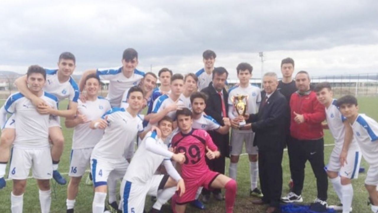 Arabayatağıspor, U17  Türkiye Şampiyonu