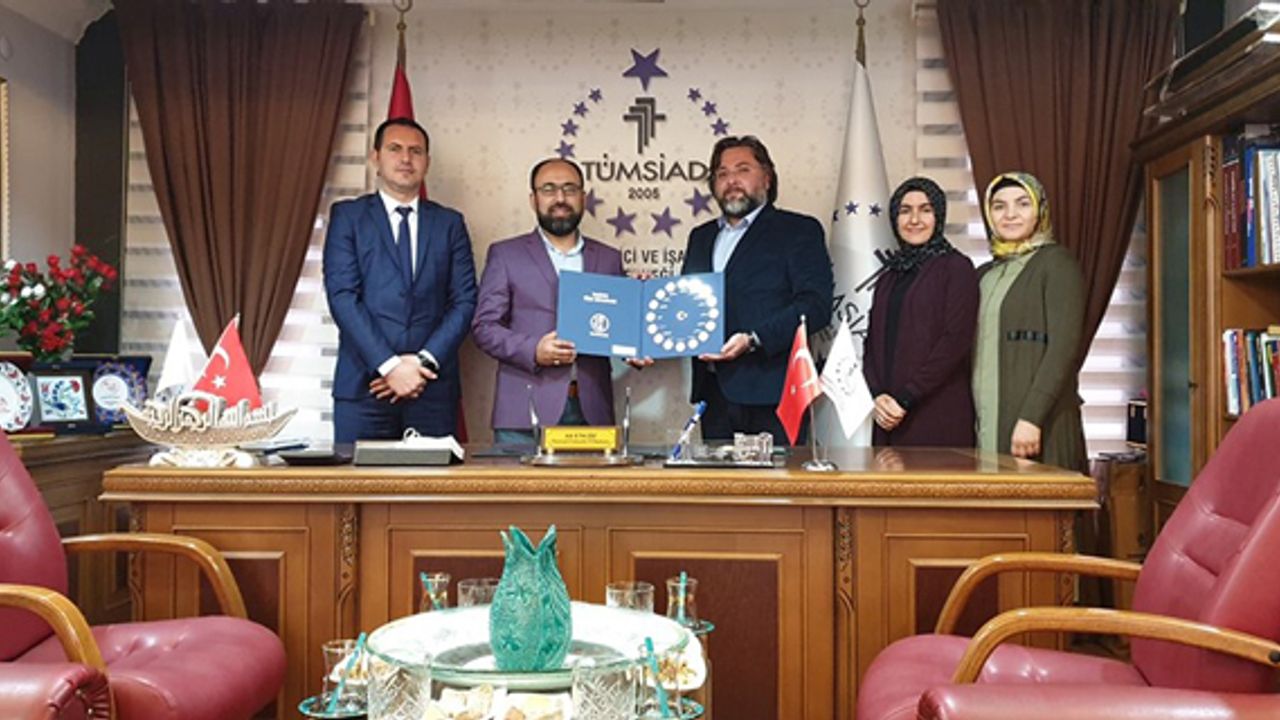 Hızırbey İmam Hatip Okulu Tümsiad'ı Ziyaret Etti