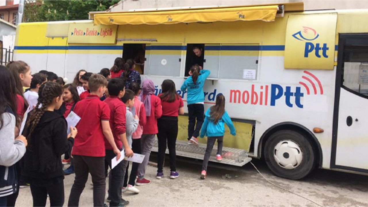 Murat Atılgan Ortaokulu Anneler Günü etkinliği