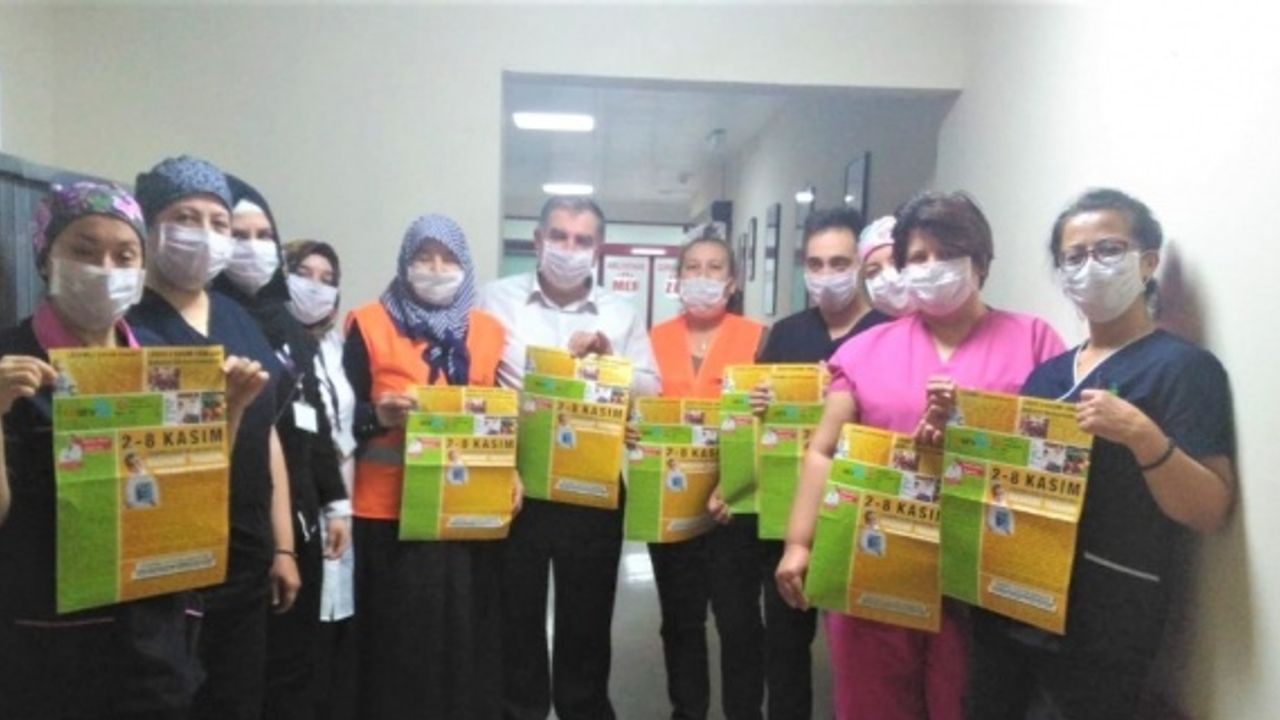 Kütahya’da hastane personeli maske takarak LÖSEV’e destek verdi