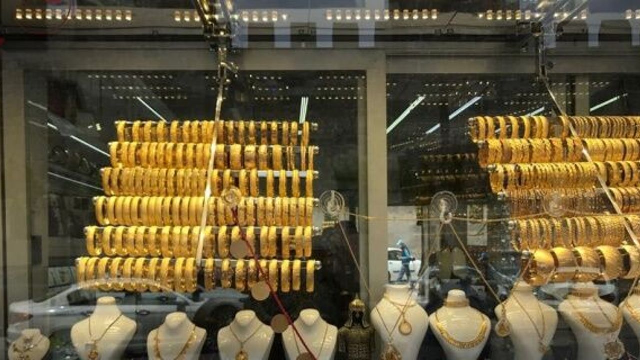 Çeyrek altının fiyatı 1 senede 220 TL arttı