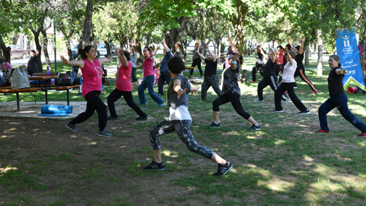 Açık Havada Spor Keyfi Tepebaşı'nda
