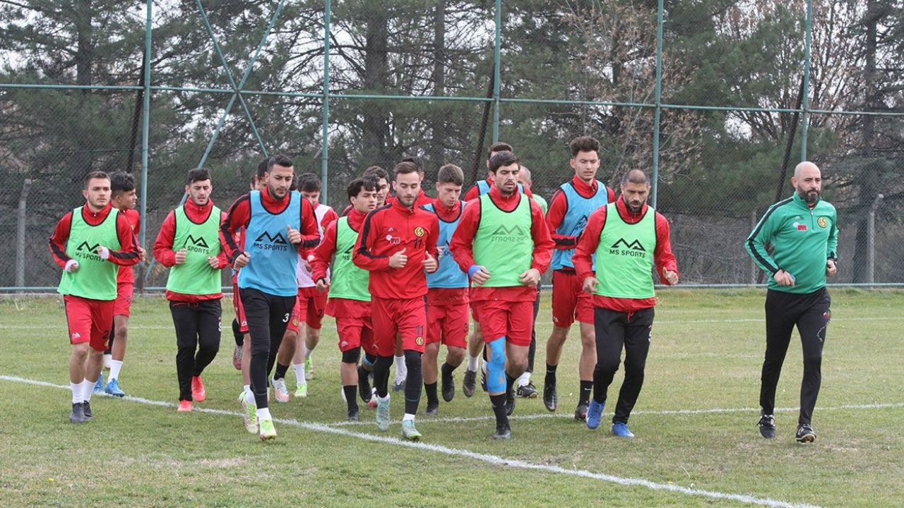 Eskişehirspor Kırşehir Belediyespor maçına hazırlanıyor
