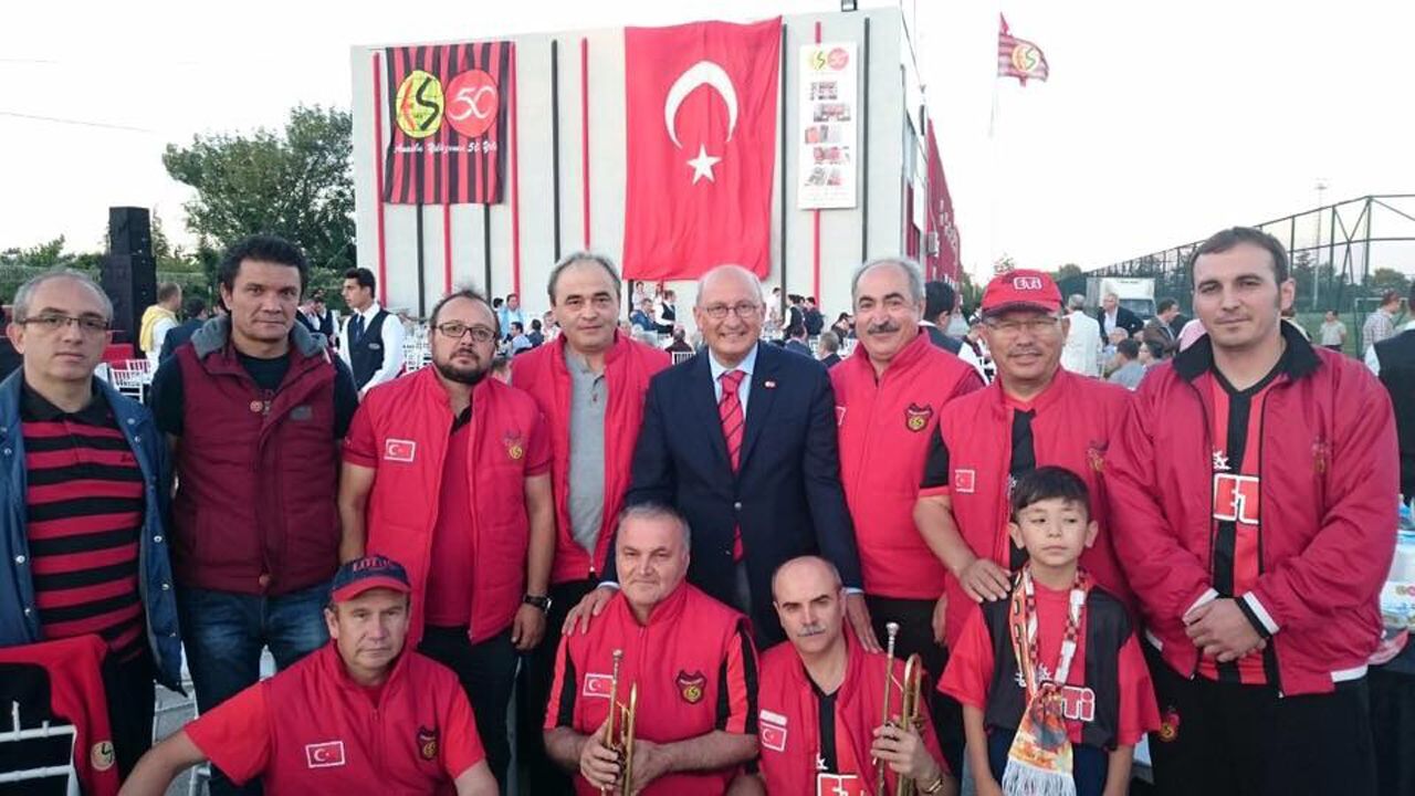 CHP’li Çakırözer’den Trabzonspor’a çağrı 