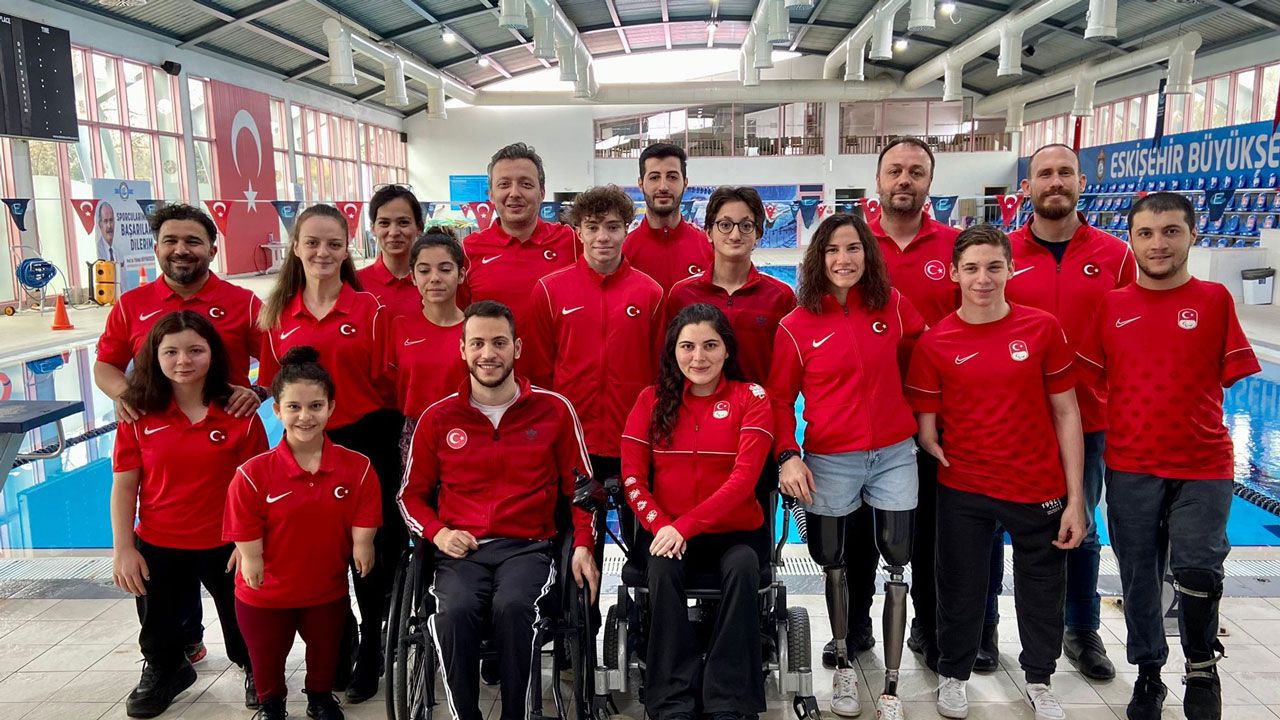 Paralimpik Yüzme Milli Takımı Eskişehir Kampında
