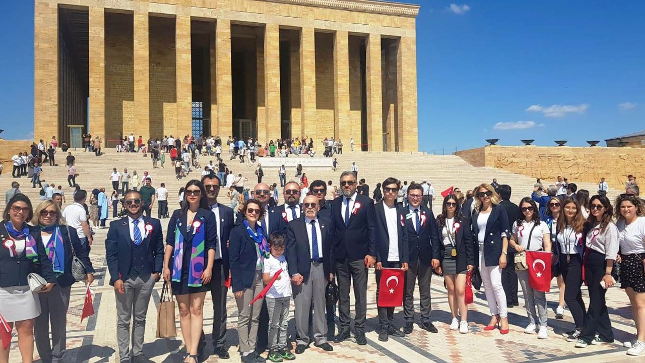 Eskişehir Anadolu Rotary Kulübü üyeleri Anıtkabir’de