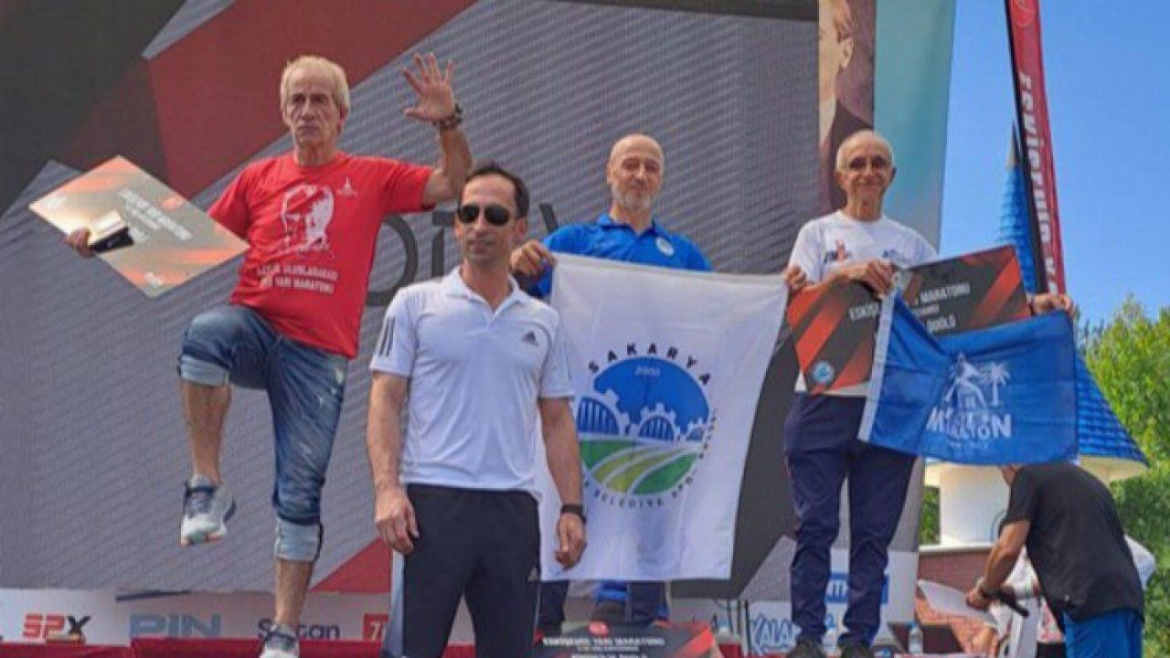 Eskişehir'deki yarı maratonda şampiyonluk Sakarya'dan