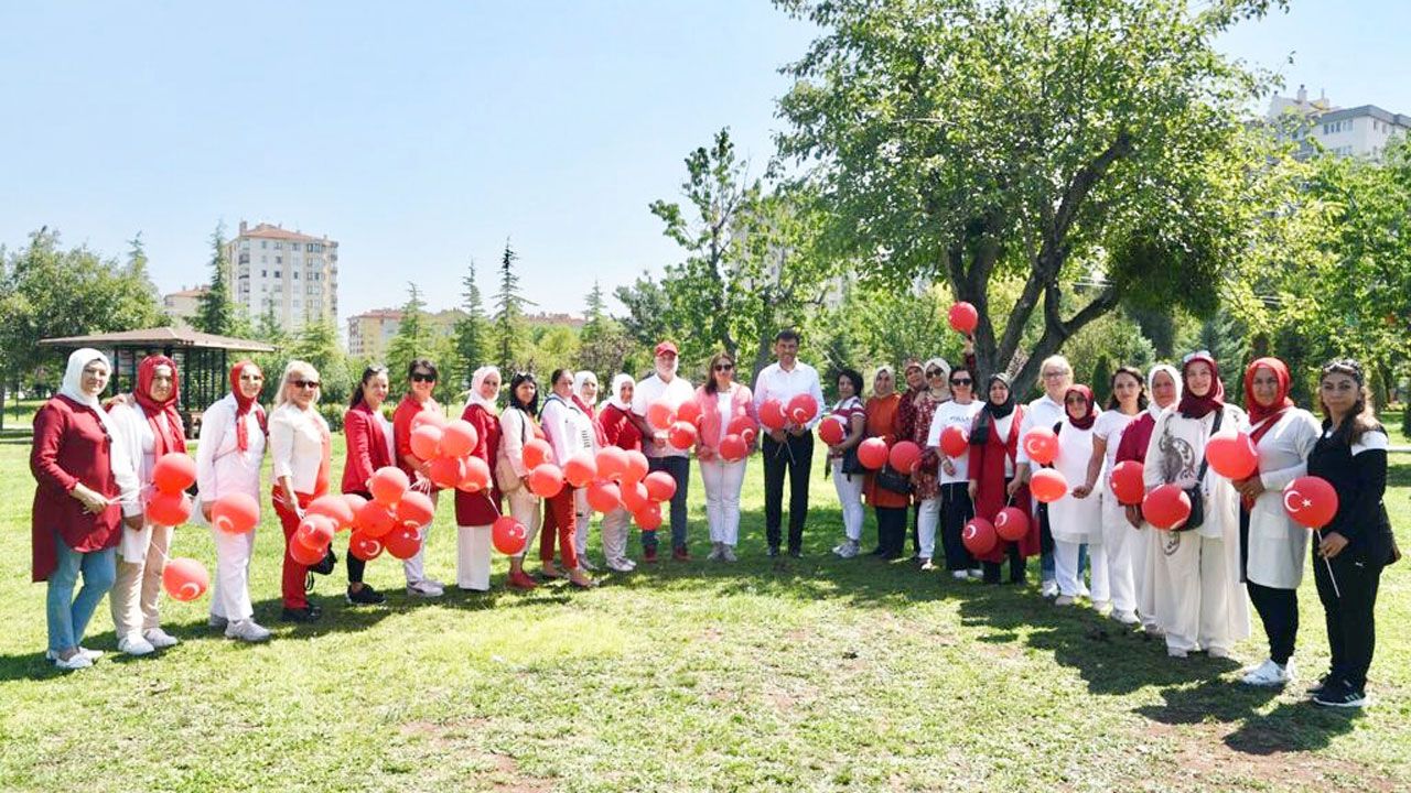 AK Kadınlar 30 Ağustos Zafer Bayramı’nı kutladı