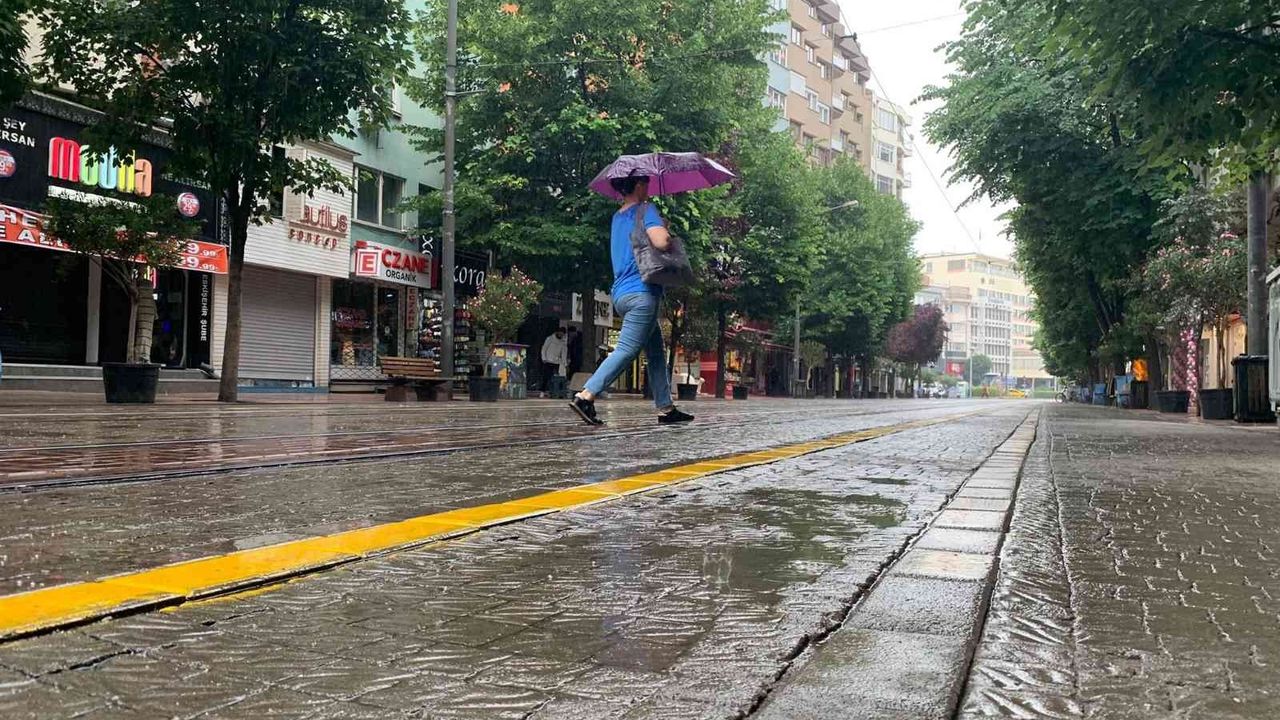 Eskişehir’e kuvvetli yağış uyarısı