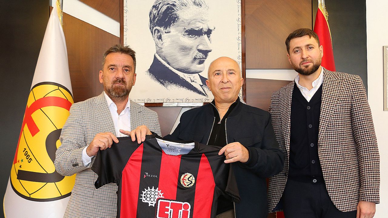 Ercan Kardeşler'den Eskişehirspor'a destek