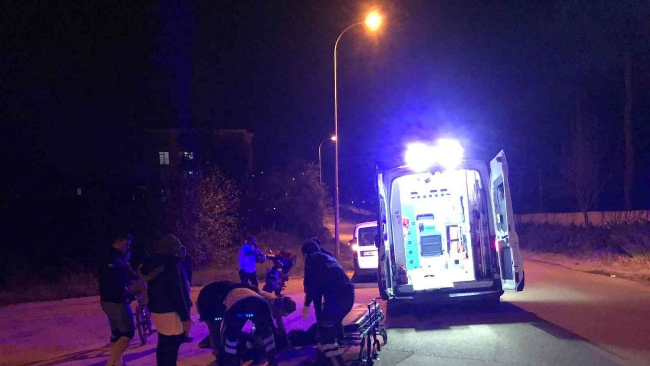 Bilecik’te otomobil ile motosiklet çarpıştı, 1 kişi yaralandı