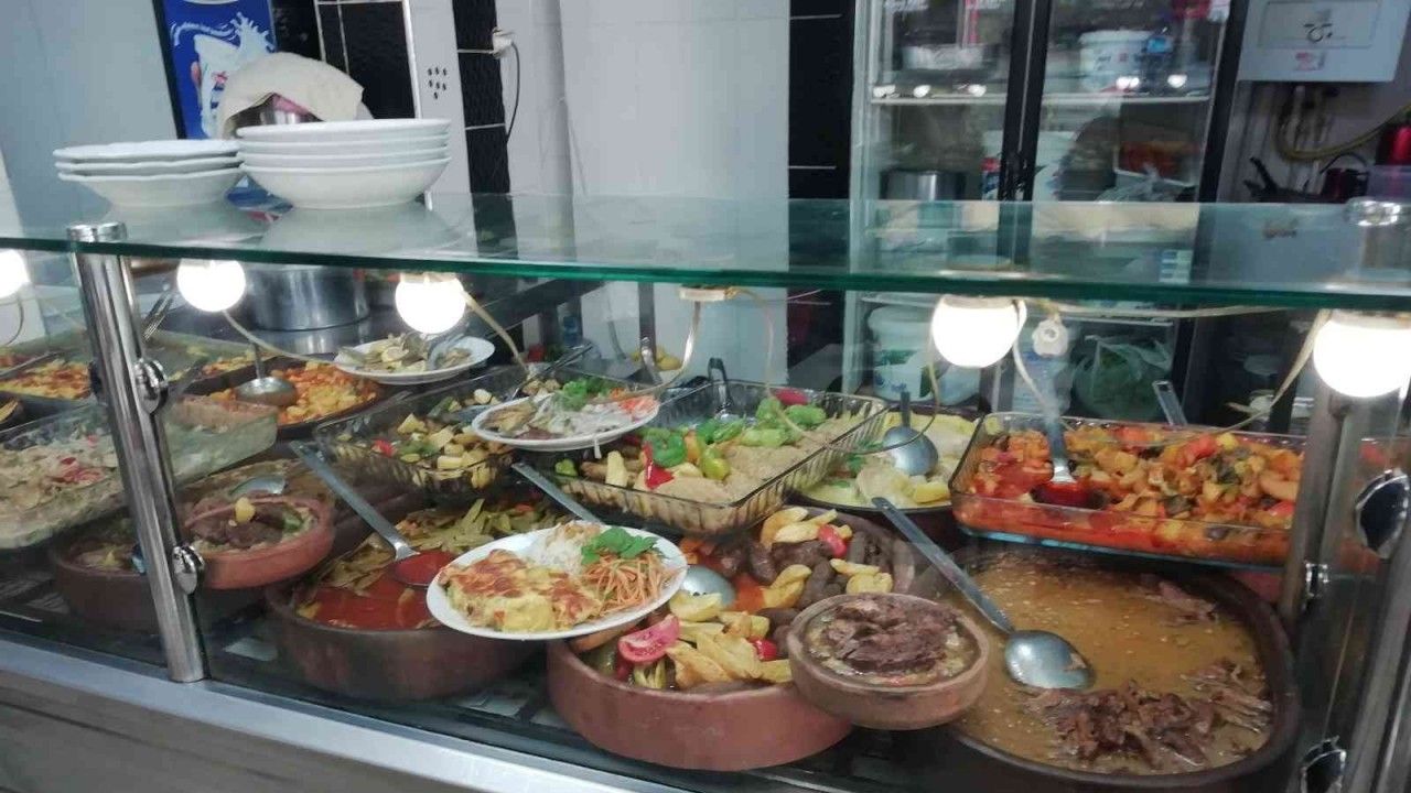 Öğrenci kenti Eskişehir’de ev yemeği fiyatları arttı