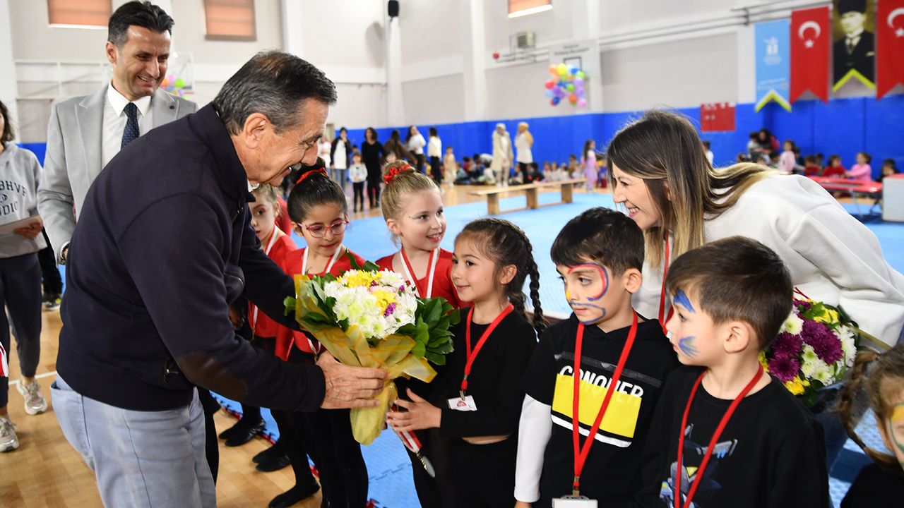 Başkan Ataç Jimnastikle Tanışan Çocuklarla Buluştu