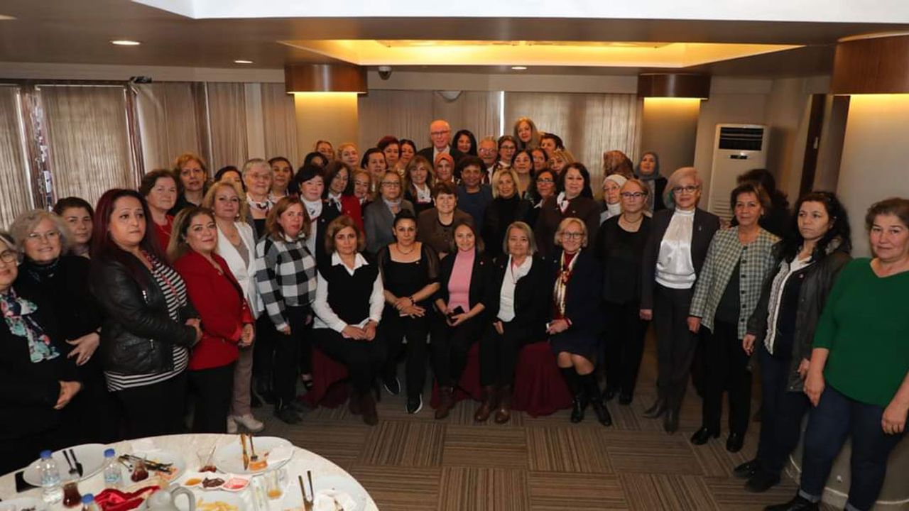 CHP Eskişehir kadın kolları seçim startını verdi