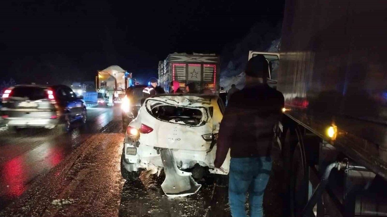 Kütahya’da zincirleme trafik kazası: 1 yaralı