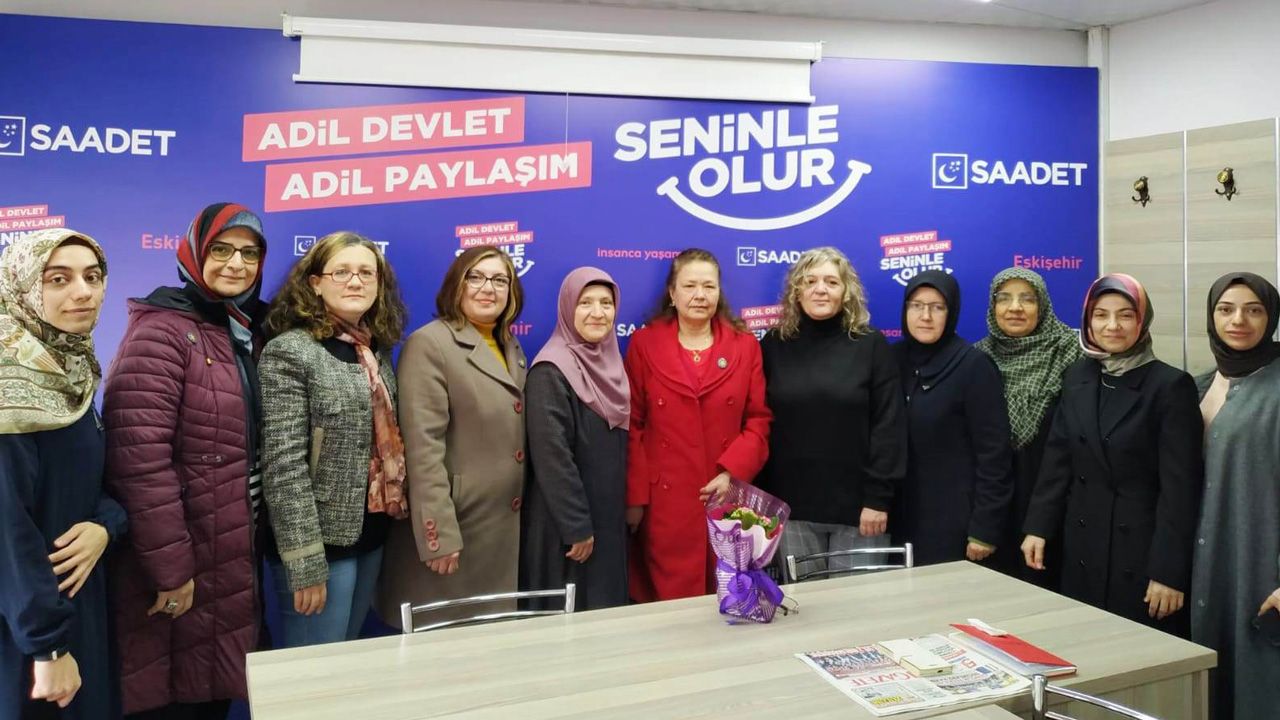İYİ Parti ve Saadet Partili kadınlardan ortak mesaj