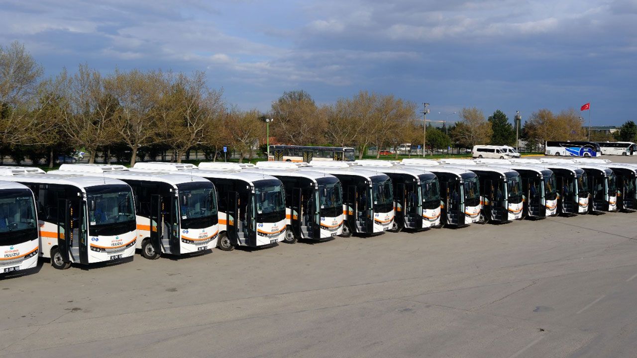 Büyükşehir’in ulaşım filosu  yeni otübüslerle güçlendi