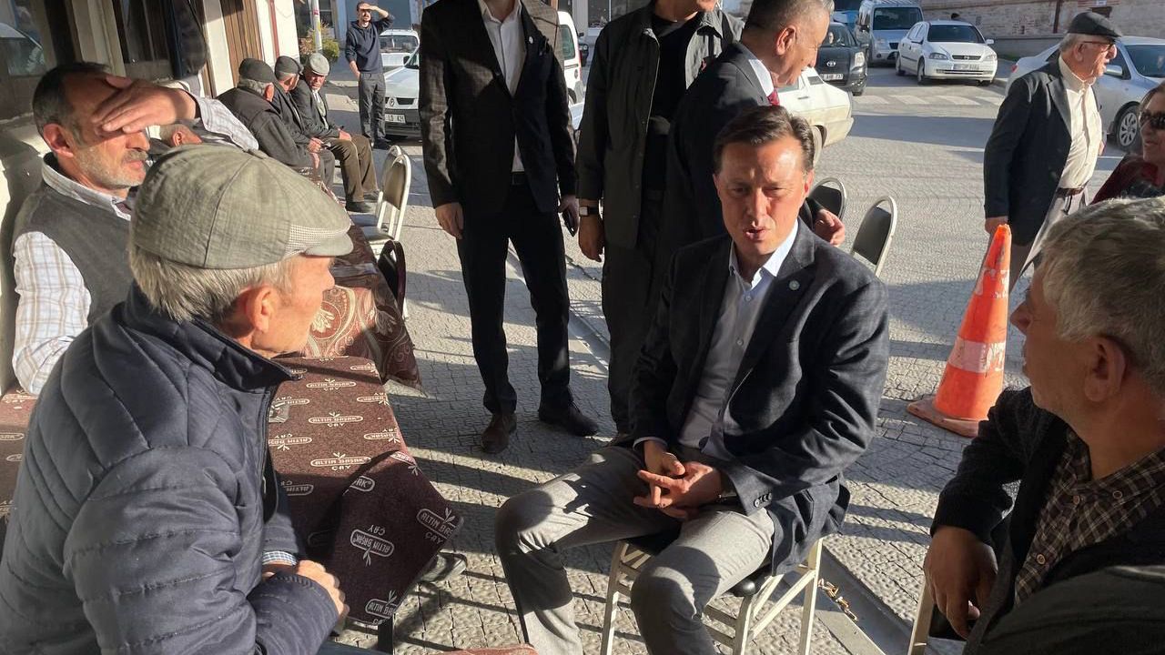 Hatipoğlu Seyitgazi'de vatandaşı dinledi
