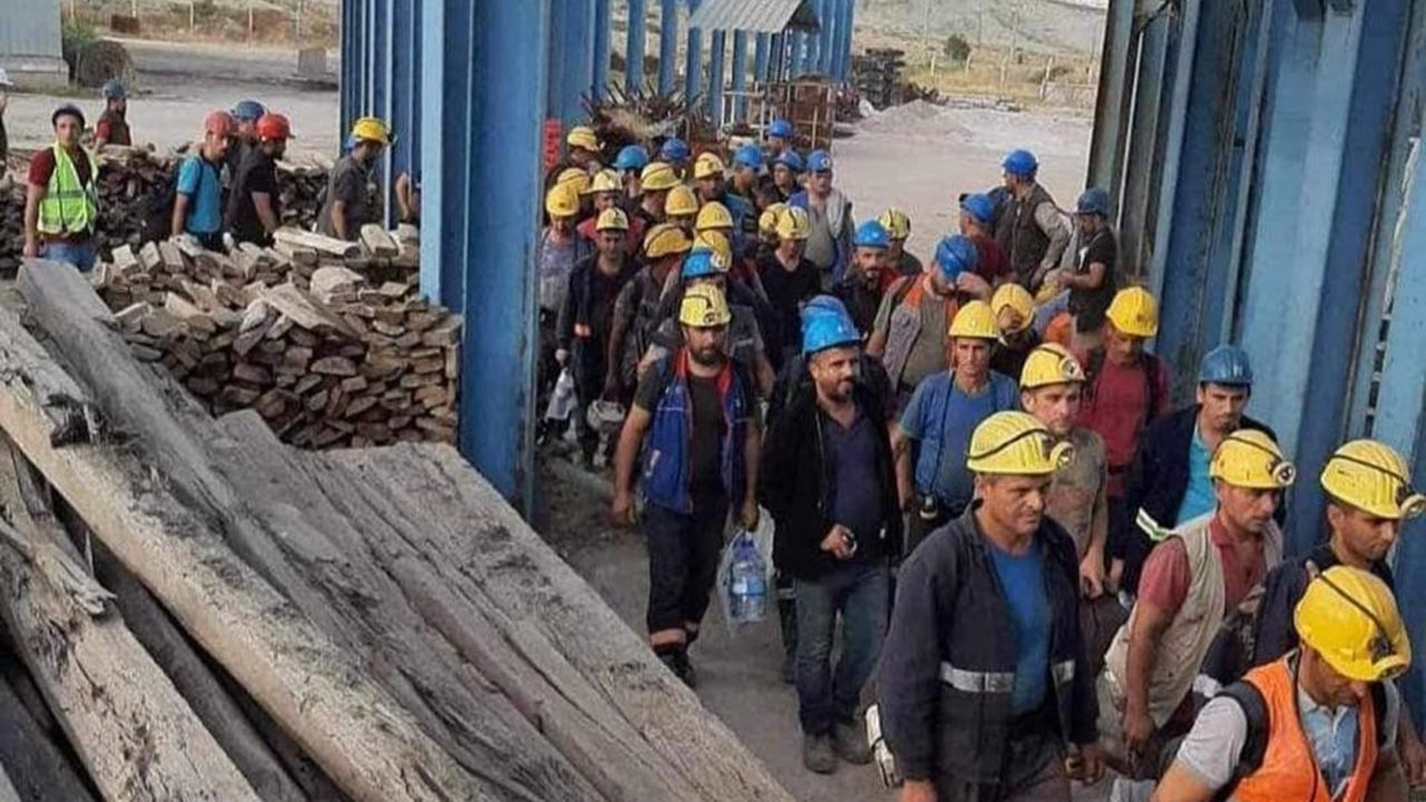  Doruk Madencilik işçileri kendilerini yeraltına kapattı