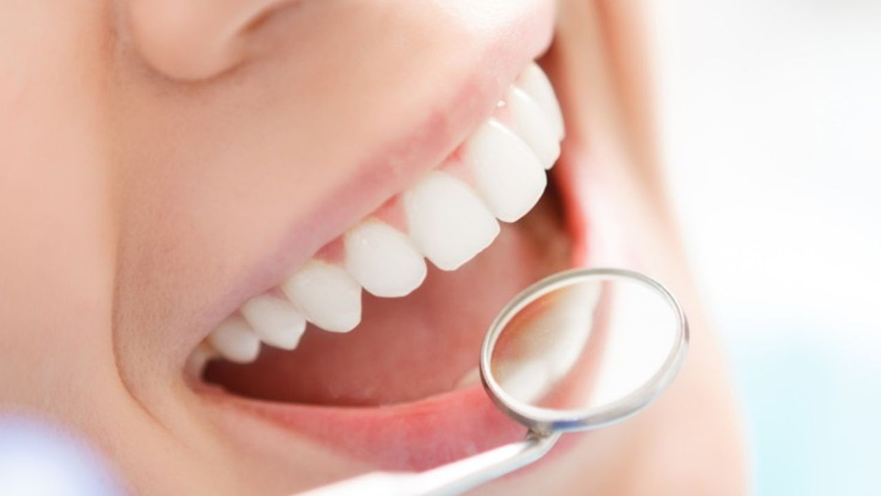 İmplant Diş Tedavisi ve Avantajları