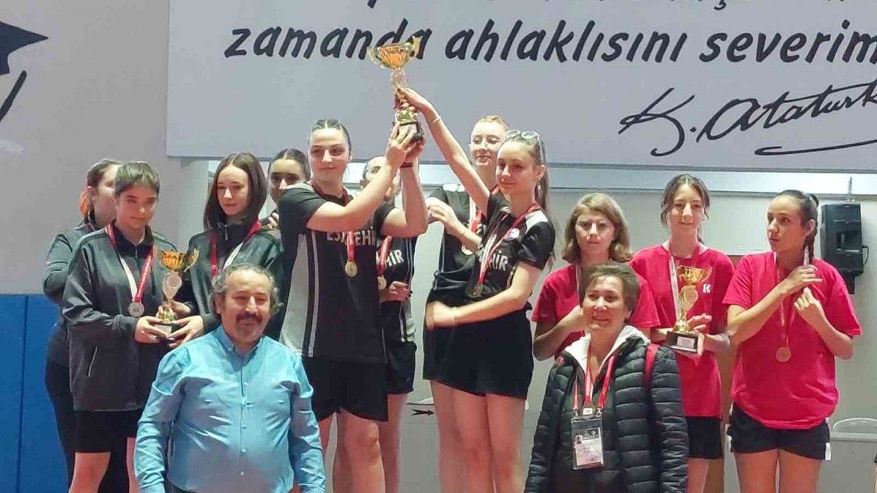Gazi Mustafa Kemal Anadolu Lisesi Eskişehir Şampiyonu oldu