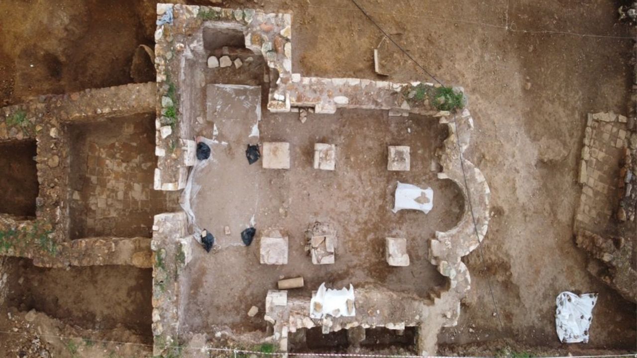 Eskişehir'de beş yerde kazı çalışması yapıldı