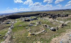 Şarhöyük kazı alanı harabeye dönmüş