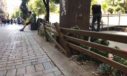 Kırılmış çitler Hamamyolu’nda görüntü kirliliğine sebep oluyor