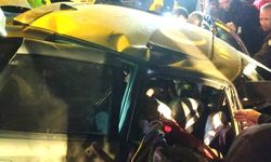Kütahya'da otomobil şarampole devrildi: 2 yaralı