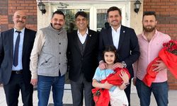 El öptü, bayramlarını kutladı