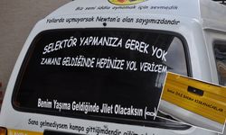 Küçük Enişte ilginç tasarımıyla göze çarpıyor