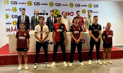 Eskişehirspor’un yeni sezon formaları tanıtıldı
