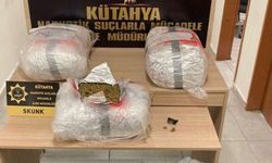 Dur ihtarına uymayan araçta 17 kilo uyuşturucu ele geçirildi