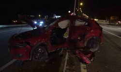 Kütahya’da otomobil ile minibüs çarpıştı: 2 yaralı