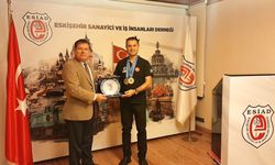 ESİAD’dan Dünya Şampiyonu  Erkan Balk’a teşekkür