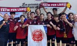 Eskişehir Fatih Fen Lisesi ‘Erkek Voleybol’ da şampiyon