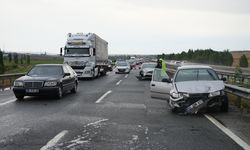 Trabzon'dan Eskişehir'e giden 3 araç kaza yaptı: 4yaralı