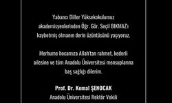 Anadolu Üniversitesi'nde Seçil hocaya taziye