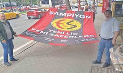 Esnaftan dev Eskişehirspor bayrağı