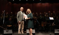 Büyükşehir gençlik korosundan türkülerle yolculuk konseri