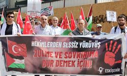 Eskişehir'de Filistin için sessiz yürüyüş
