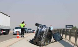 Devrilen otomobilde 1 kişi öldü, 3 kişi yaralandı