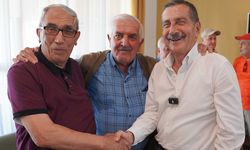 Ataç babaları, yaşam merkezinde kutladı