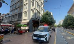 Emekli doktor evinde ölü bulundu